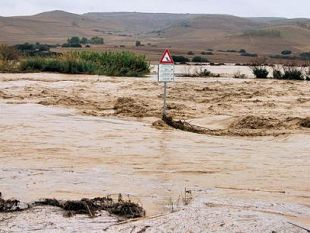 b311191337-sardegna-in-ginocchio-soccorritori-partono-anche-dalla-toscana