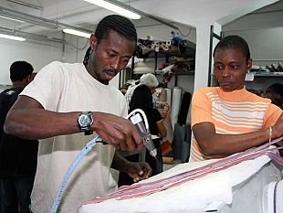 alta-scuola-di-pelletteria-porte-aperte-tra-firenze-e-scandicci