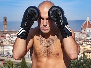 hermi-seguitemi-faro-rivivere-a-firenze-le-grandi-serate-di-boxe