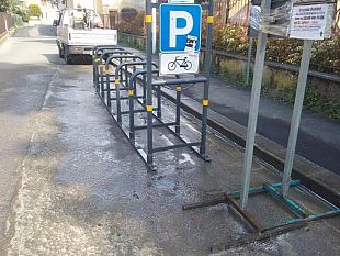 bici-pulizia-rastrelliere-nel-quartiere-3