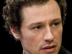 a901100018-teatro-della-pergola-i-il-dubbio-i-con-stefano-accorsi-e-lucilla-morlacchi-regia-di-sergio-castellitto-da-martedi-13-gennaio