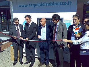 b010120922-protesta-contro-publiacqua-e-il-nuovo-aumento