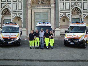 b206291246-a-firenze-tre-nuove-ambulanze-per-la-fratellanza-militare