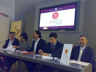 b005181625-chi-trova-amico-trova-un-tesoro