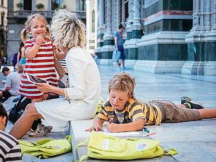 firenze-lancia-family-tour-ma-il-bambino-scarabocchia-il-duomo
