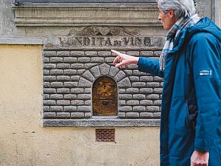 alla-scoperta-delle-180-buchette-del-vino-fiorentine