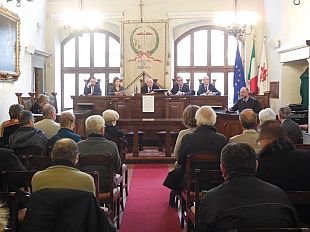 truffe-a-firenze-meno-negozi-e-piu-led-intanto-e-fai-da-te-di-vicinato