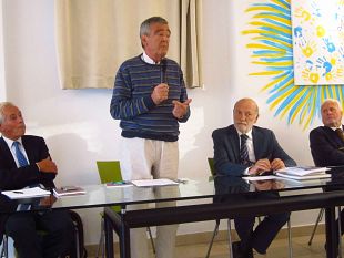 la-pira-la-straordinaria-concretezza-del-sindaco-santo