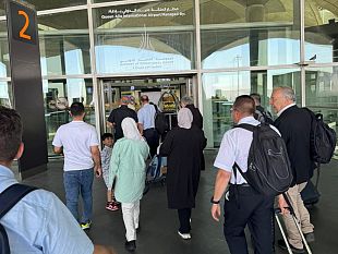 vescovi-toscani-allaeroporto-di-amman-in-partenza-per-milano
