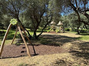 tre-nuove-aree-gioco-e-attrezzature-sportive-nei-giardini-in-centro