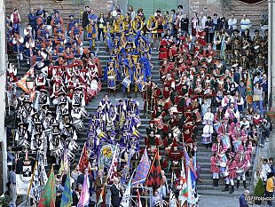 fucecchio-il-12-ottobre-il-gran-gala-degli-sbandieratori