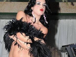 b301062140-la-befana-burlesque-ieri-sera-a-la-capannina-di-franceschi