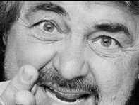 beppe-grillo-aggredisce-il-giornalista-fiorentino-francesco-selvi