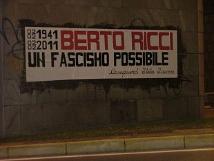 b102021448-blitz-notturno-di-casapound-per-ricordare-berto-ricci