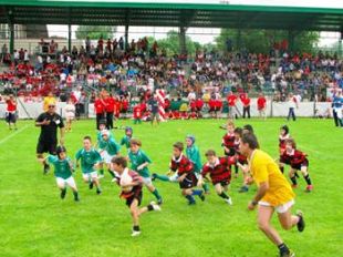 b010282104-sabato-in-piazza-santa-croce-rugby-in-citta