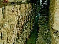 a611282236-in-libreria-i-la-memoria-dell-acqua-i-bottini-di-siena-i-da-protagon-editori