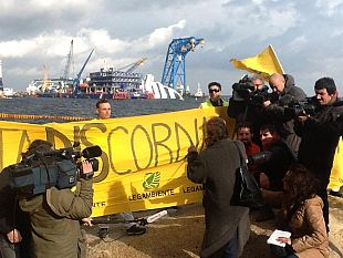 b301111444-concordia-osservatorio-a-firenze-riparare-e-svuotare-lo-scafo-per-la-rimozione