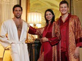 a601121907-pitti-uomo-a-firenze-vetrina-da-podio-per-ferre-br-i-giocatori-di-pallanuoto-diventano-indossatori-per-loretta-caponi