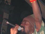 a402051152-ottima-performance-di-freddie-mc-gregor-e-louie-culture-all-auditorium-flog