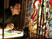 a703082335-siena-la-vetrata-di-duccio-sara-conservato-al-museo-dell-opera-metropolitana