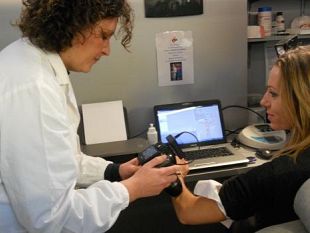 b012111647-prevenzione-e-telemedicina-da-farcom-arma-in-piu-contro-il-melanoma