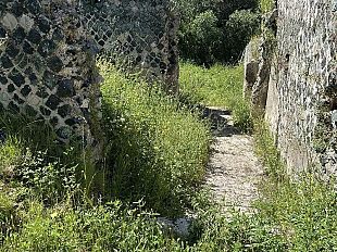isola-delba-chiusa-la-villa-romana-delle-grotte