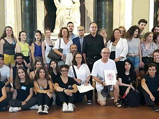 firenze-saluta-i-giovani-attori-che-partecipano-al-meta
