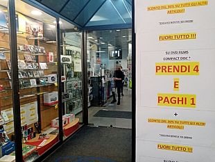 negozi-storici-a-firenze-dischi-alberti-verso-la-chiusura