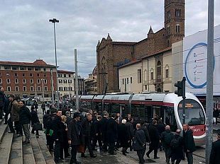 polemica-sul-sondaggio-della-tramvia-a-firenze