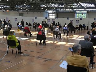 carrara-ecco-il-nuovo-centro-vaccinale-da-1400-dosi-al-giorno
