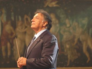i-90-anni-di-zubin-mehta-sul-palco-del-maggio-a-dirigere-lorchestra