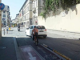 firenze-pedonale-e-ciclabile-tutto-bello-finche-non-la-usi