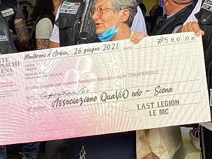 succede-a-siena-cilindri-dacciaio-e-cuore-doro-il-grazie-di-quavio