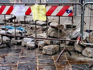 lavori-alla-rete-gas-in-via-guelfa