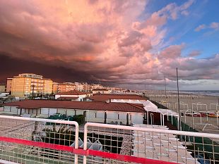 viareggio-le-foto-di-un-tramonto-spettacolare