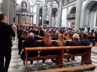 la-firenze-del-calcio-e-della-politica-al-funerale-di-lorenzo-bosi