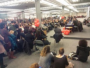 firenze-libro-aperto-posti-in-piedi-per-carlo-lucarelli