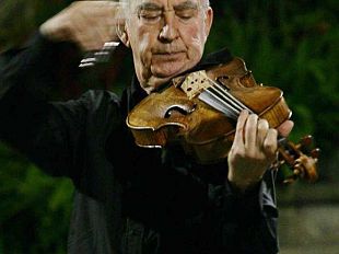 a808181138-siena-accardo-giuranna-e-pay-in-concerto-con-gli-allievi-chigiani