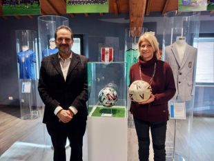 carolina-morace-ha-visitato-il-museo-del-calcio-di-coverciano