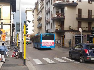 incidente-coinvolto-un-ciclista-semaforo-installato-da-pochi-giorni