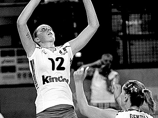 la-pallavolo-piange-e-morta-a-36-anni-stefania-corna