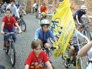 b105041612-domenica-8-maggio-giornata-nazionale-della-bicicletta