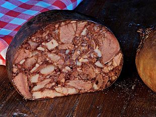 b310132204-sangue-blu-rassegna-dedicata-ai-salumi-di-sangue