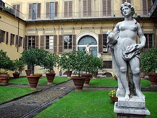 a912171739-un-giardino-di-luce