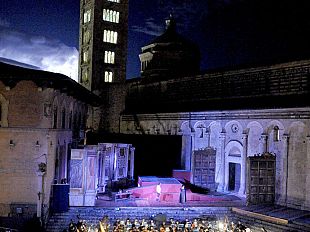 b105032034-xxvi-edizione-di-lirica-in-piazza