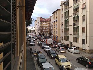 b004281533-la-mancata-sincronizzazione-dei-semafori-provoca-ingorghi