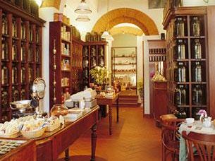 b303132201-la-via-del-te-in-piazza-ghiberti