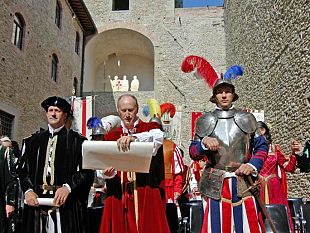 b104201515-scarperia-musei-aperti-nei-due-giorni-festivi-ed-il-25-aprile