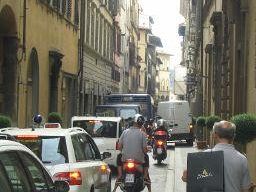a709202231-traffico-presentato-il-dossier-da-firenzeinbici-e-legambiente