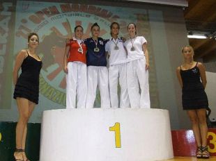 b208311209-la-fiorentina-viola-lallo-ha-vinto-il-27-open-mondiale